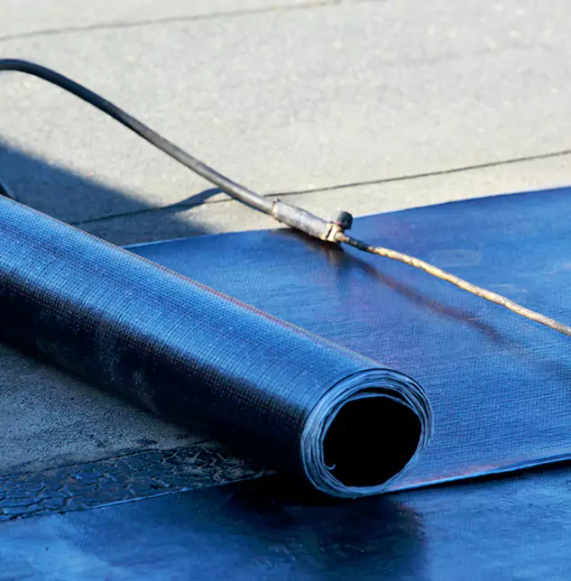 Expert Rubberized Roof Patch Solutions: Restoring Burbank's Flat Roofs to Peak Performance
