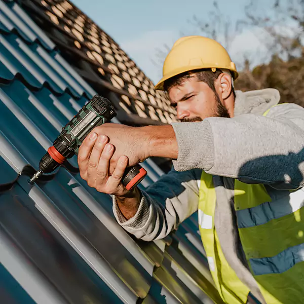 Why Burbank Homeowners Choose Burbank Roofing Pro for Steel Roof Repair Service?